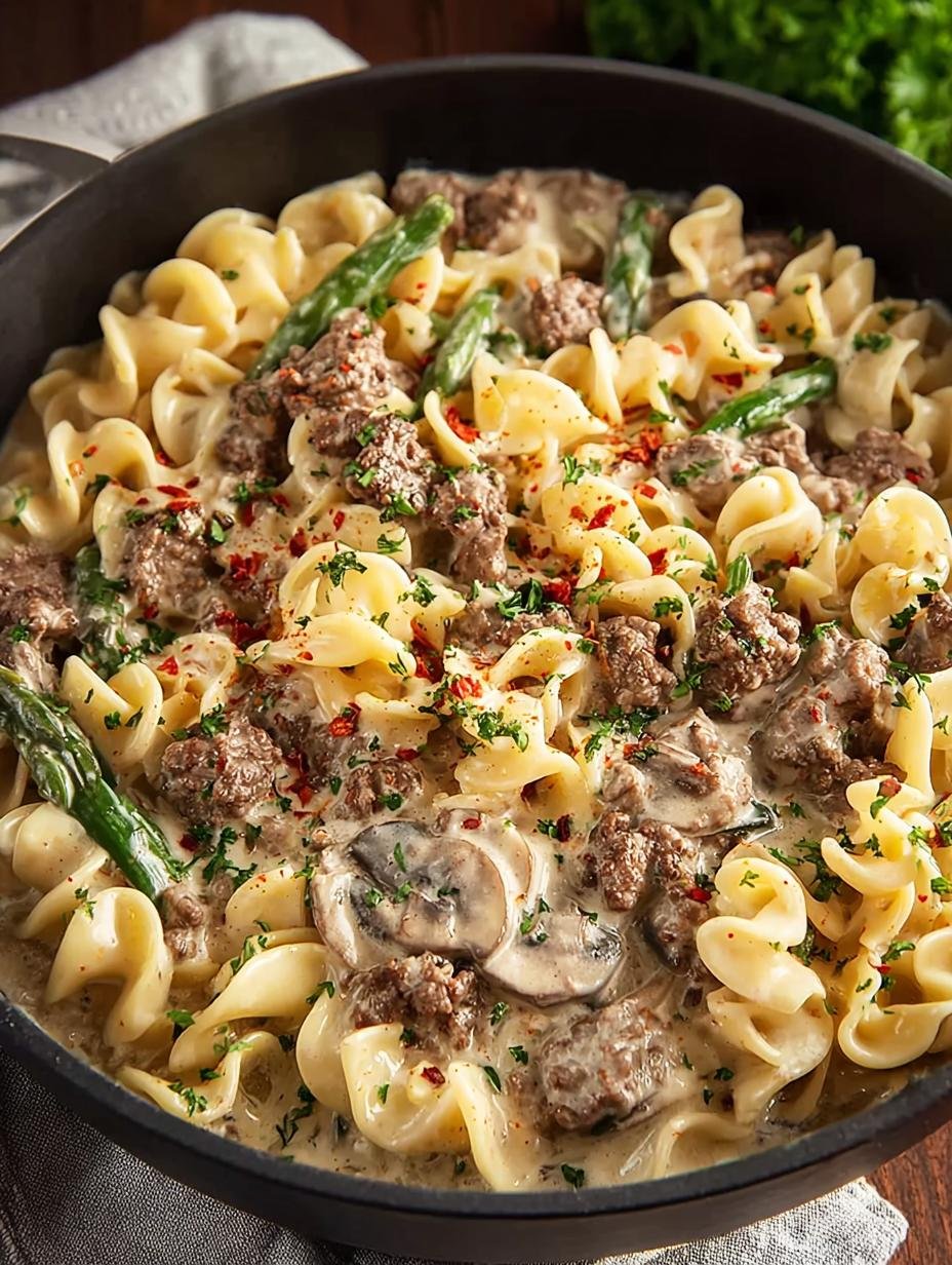 Creamy Ground Beef Stroganoff in 30 Minutes - Ground Beef Stroganoff - main visual representation